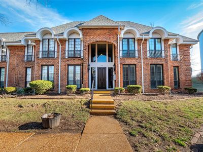 912 Claytonbrook Dr APT 2, Ballwin, MO, 63011
