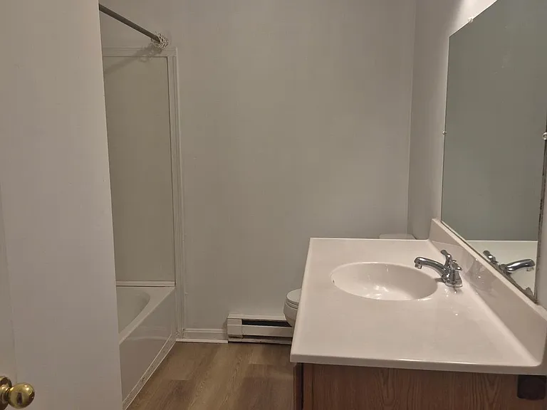 17 Mason Ct #4 — Photo 12