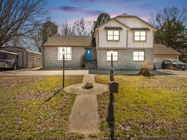 1414 SE 11th St, Wagoner, OK 74467