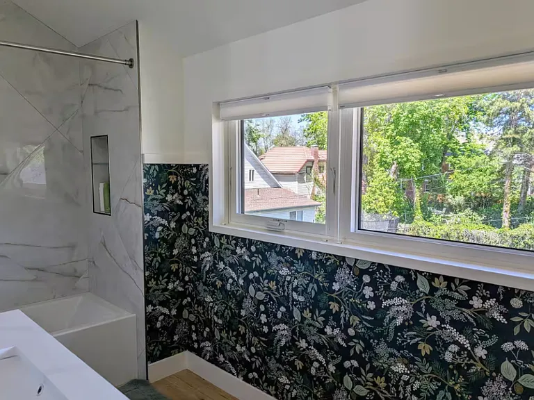 1025 S Lincoln St — Photo 2