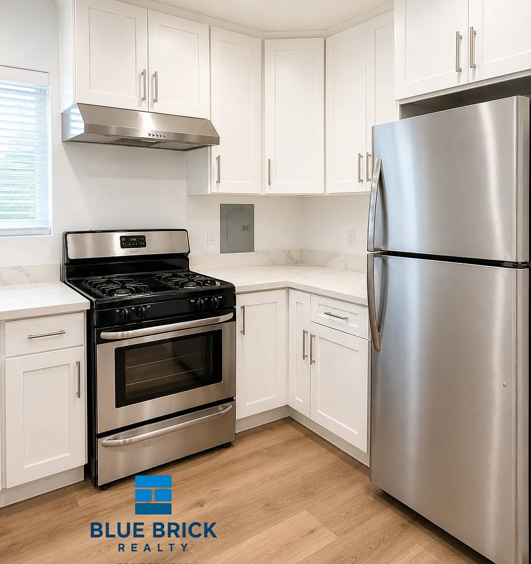 Stylish 2BR Living in the Heart of Van Nuys — Photo 4