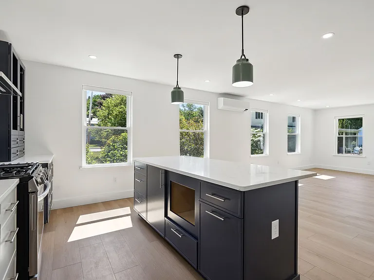 304.5 Maine St #2 — Photo 7