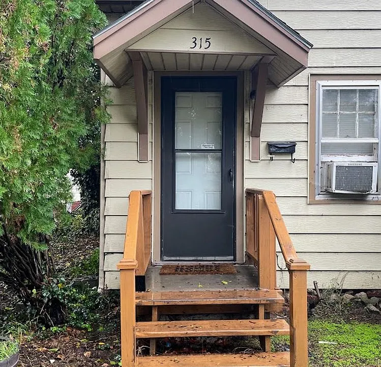 315 W 7th Ave