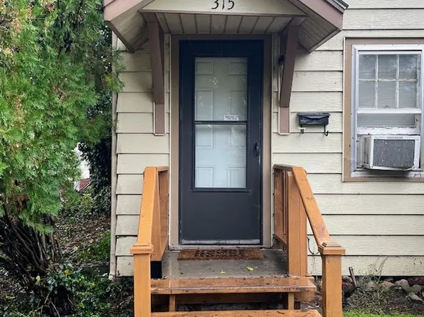 315 W 7th Ave, Hutchinson, KS 67501