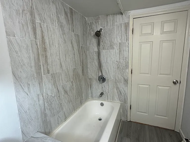 41 Clinton Pl — Photo 17