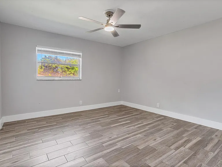 10131 NW 35th St #16 — Photo 17