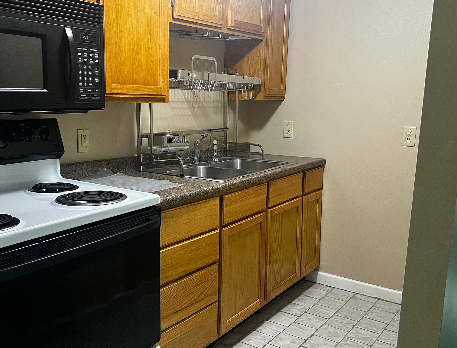 1 bed, $875 — Photo 4