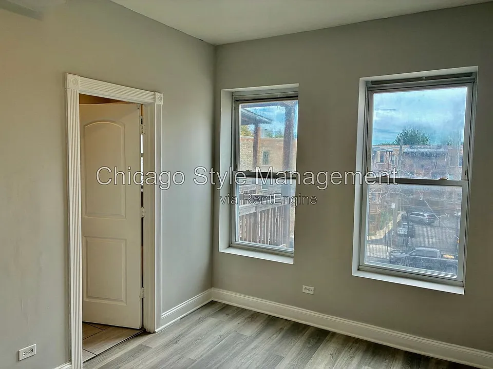 6605 S Kimbark Ave #6607-3