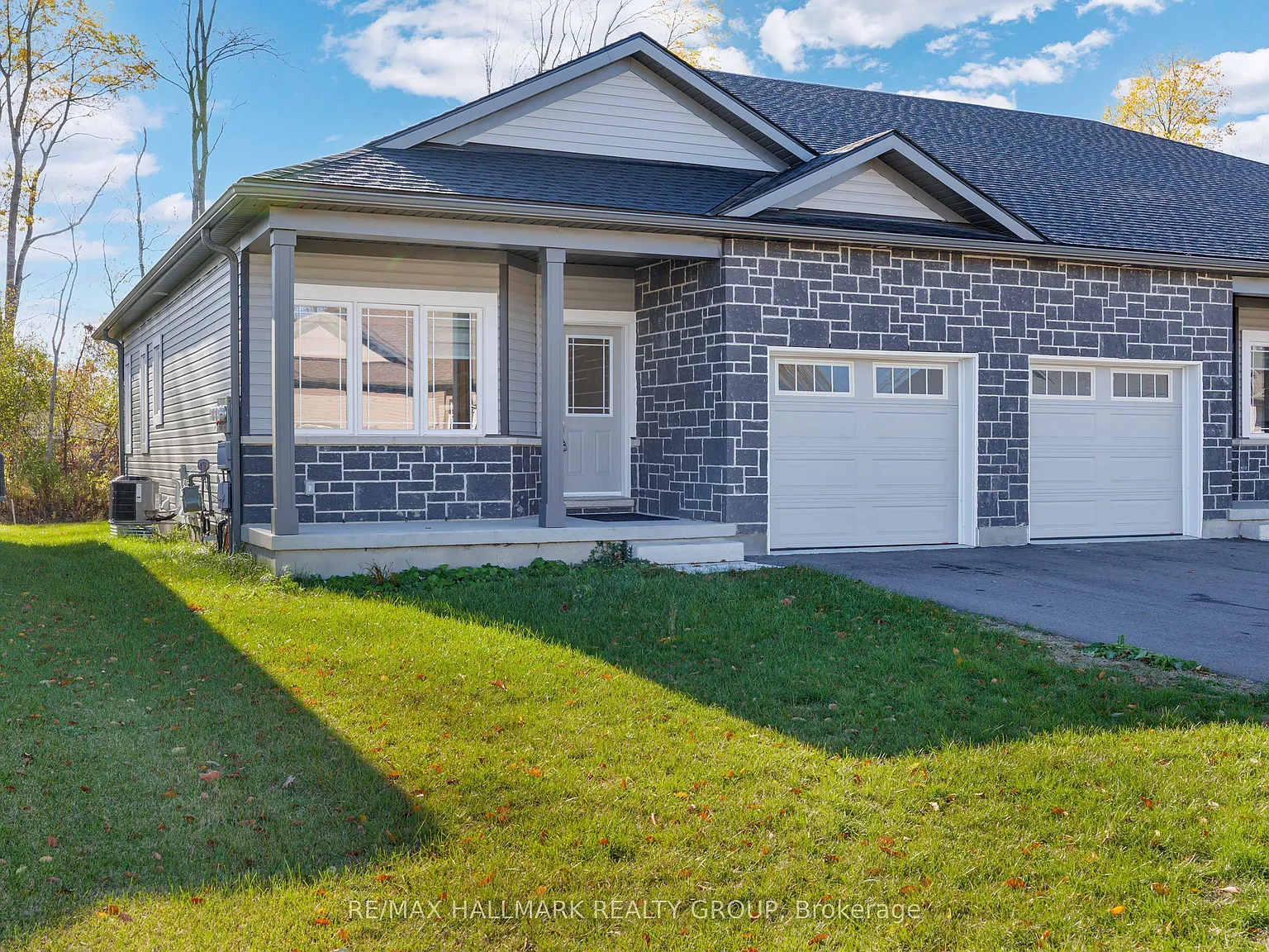 2 bed, $2,400 — Photo 2