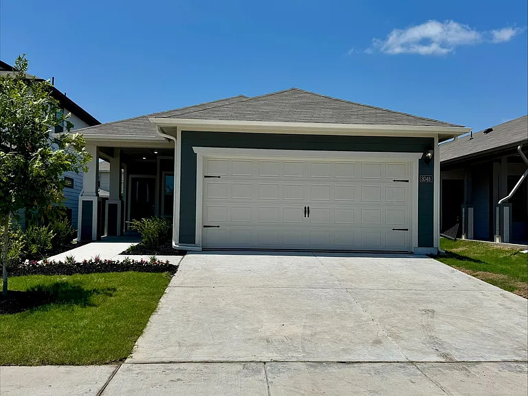 3048 Belton Dr — Photo 2