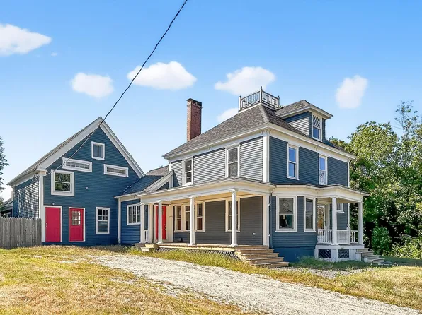 852 Gray Road, Gorham, ME 04038