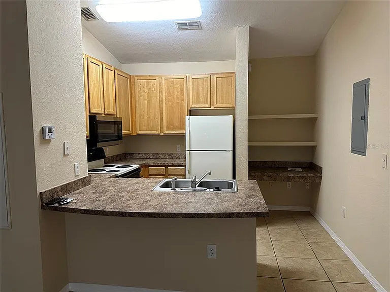10111 Courtney Palms Blvd #201 — Photo 10