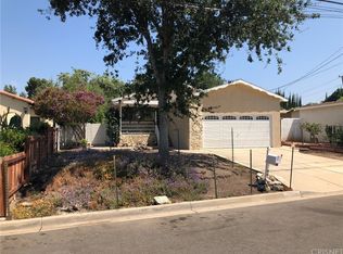 861 E Brossard Dr, Thousand Oaks, CA 91360