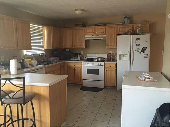 5th image of 2870 Lake Port Dr