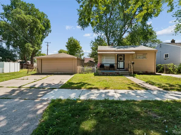 17134 Robert St, Melvindale, MI 48122