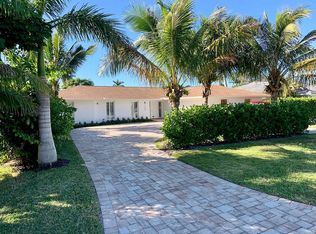2180 Snook Dr, Naples, FL 34102