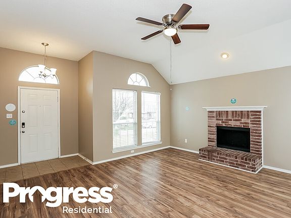 3rd image of 1322 Riverview Ln