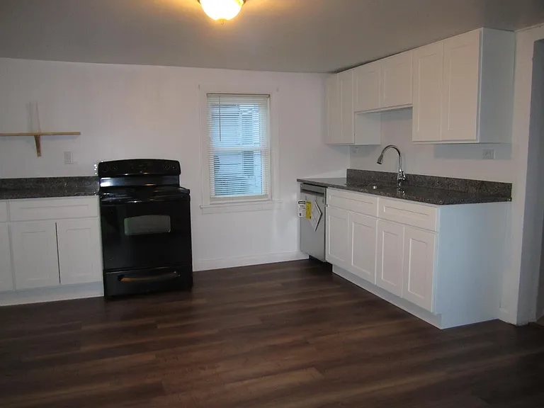 4215 Sullivan Trl #C — Photo 5