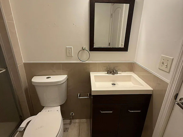 162 University Ave #3F — Photo 7