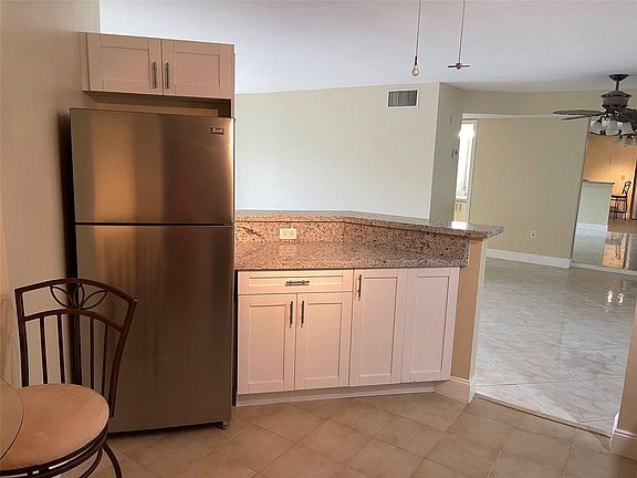 3rd image of 5936 Morningstar Circle #203