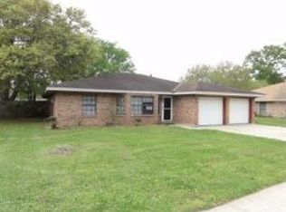 127 Glenhill Dr, Houma, LA 70363