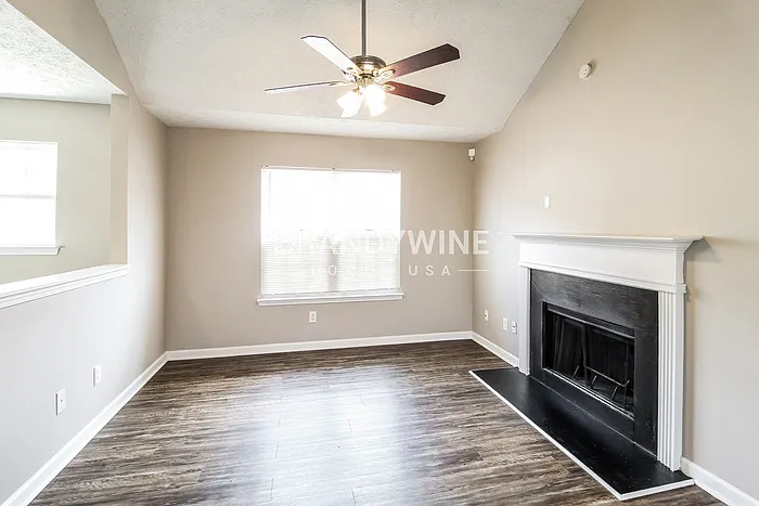2532 Brookgate Xing — Photo 3