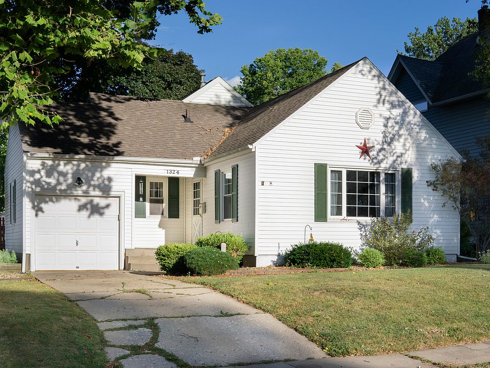 1st image of 1324 Campbell Ave
