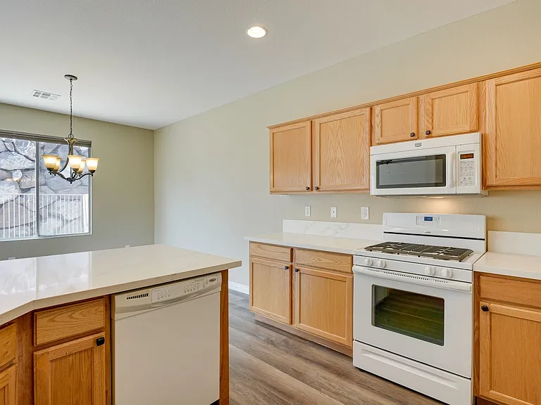 703 Principle Point Ave — Photo 10