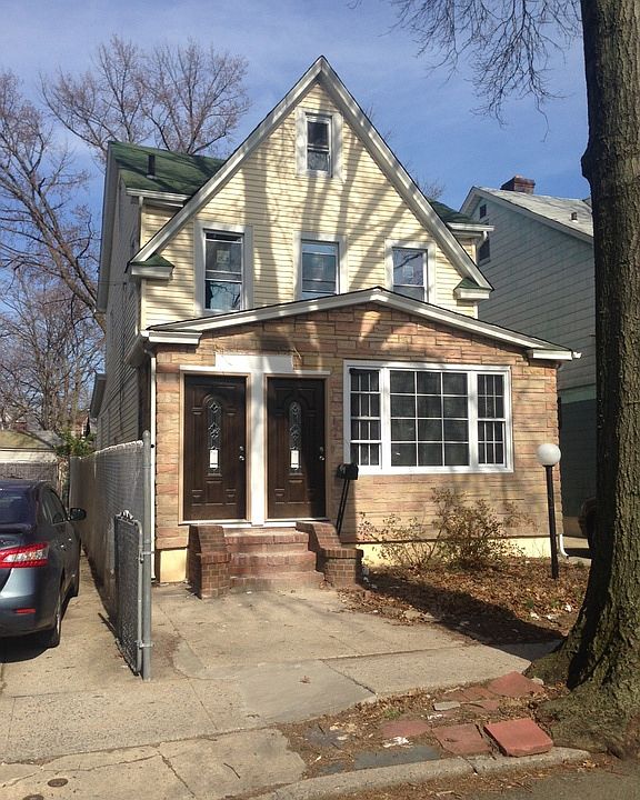 1st image of 118-11 199th St.