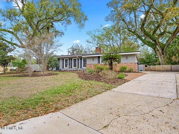 5th image of 4703 KING RICHARD Road