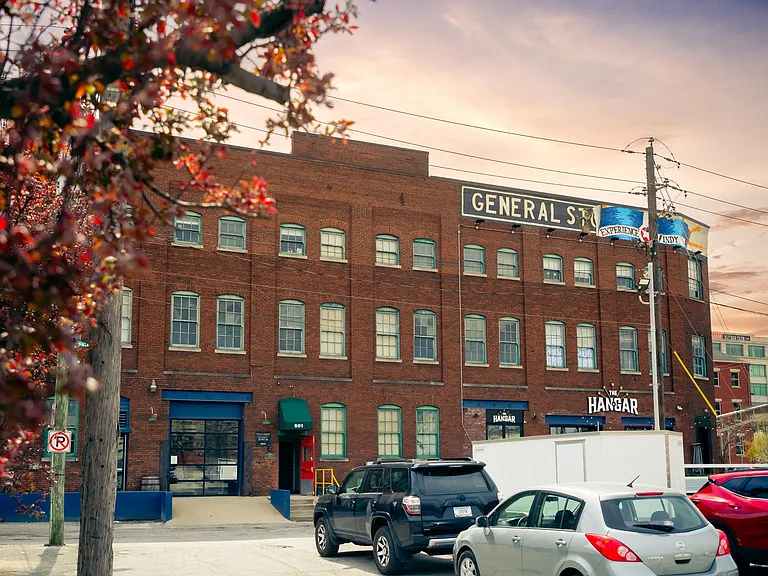 Lofts On Madison — Photo 44