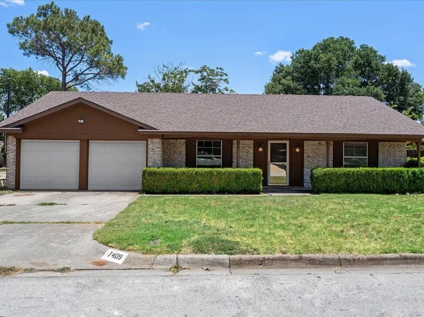 7409 Pinehurst Dr W, Fort Worth, TX 76134