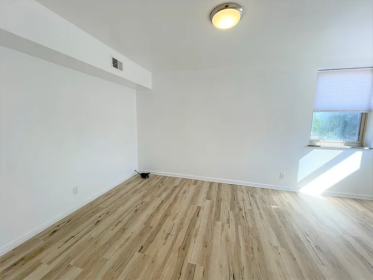 5710 Phillips Ave #A16 — Photo 36