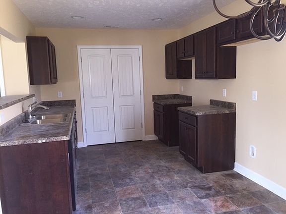 5th image of 3614 Jerry Anderson Dr