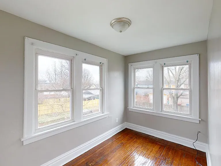 479 E Maynard Ave — Photo 17