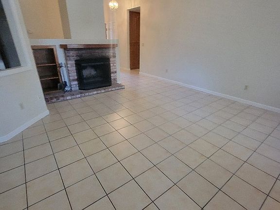 2nd image of 199 Bittercreek Dr