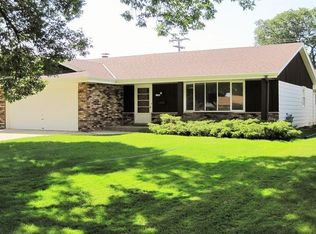 7945 W Manitoba St, West Allis, WI 53219
