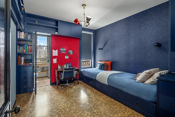 Sold by Douglas Elliman | media 20