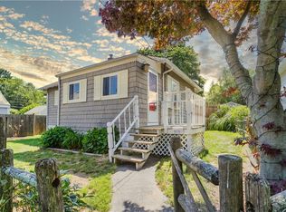 11 1/2 Ocean Ave, Warwick, RI 02889