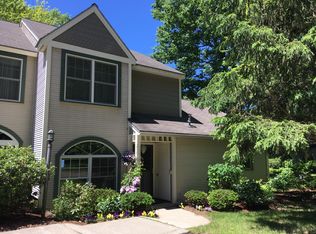 119 Northshore Dr, Burlington, VT 05408