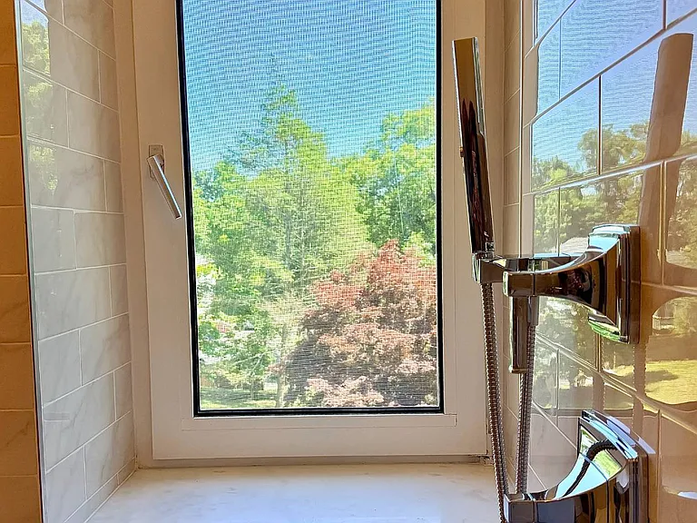 155 Beacon Hill Dr #10 — Photo 9