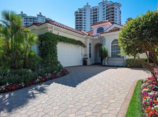 8763 La Palma Ln, Naples, FL 34108