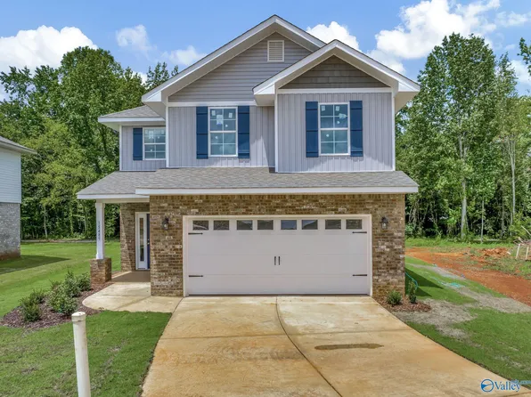 15489 Lapwing Cv, Athens, AL 35611