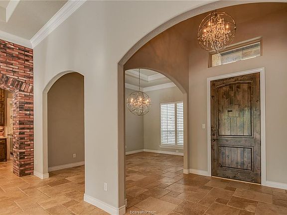 4th image of 3912 Austins Estates Dr