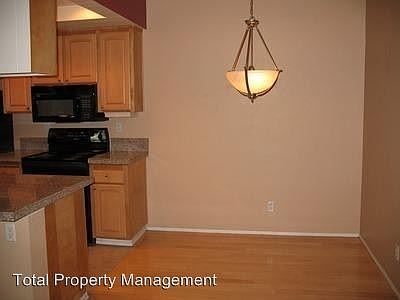 4th image of 1435 Essex St Unit 6