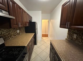 32-38 30th St #2B, Astoria, NY 11106