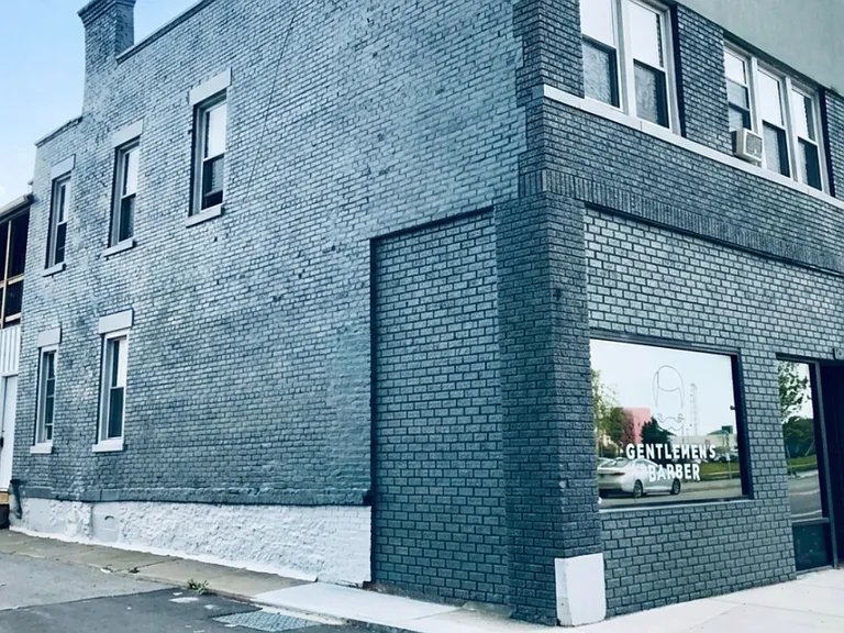 34 S Union St — Photo 6