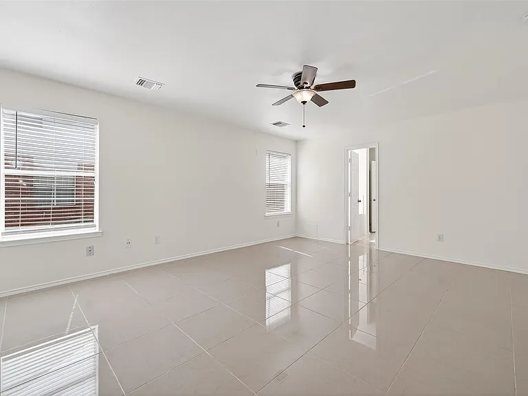 3807 Brook Garden Ln — Photo 22