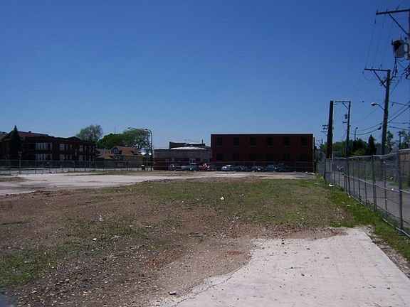 4th image of 5050 W 16th St