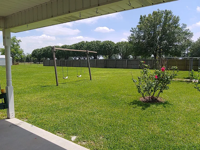 8525 Sunflower Ln — Photo 5